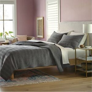 Elegant King Ruched Velvet Quilt + Shams